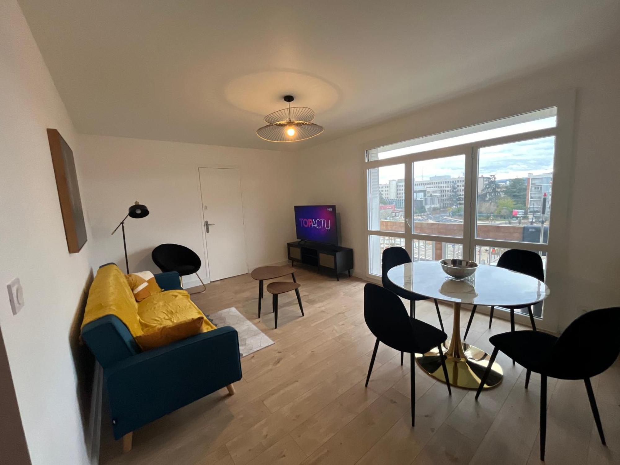 Skyview Appartement 4 Chambres Valence  Extérieur photo